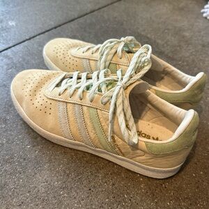 Kith x Adidas Gazelle Arctic Fusion - Beige and Mint Sneakers